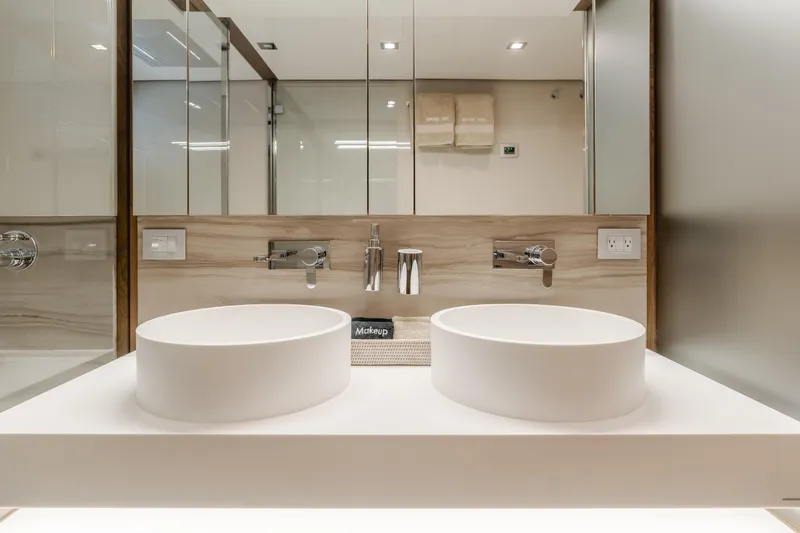 Sol Shine Yacht Photos Pics 