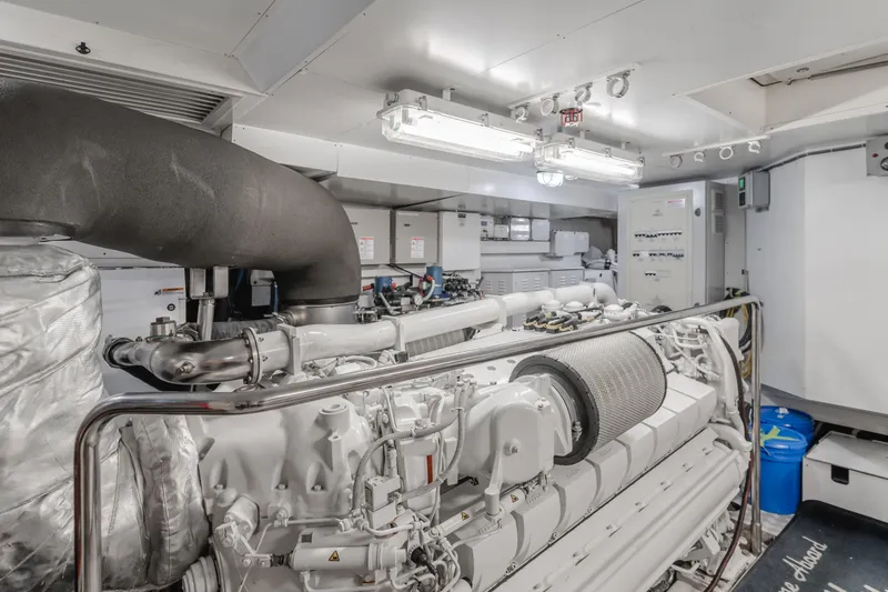 Sol Shine Yacht Photos Pics 