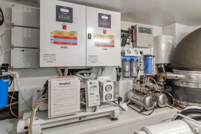 Sol Shine Yacht Photos Pics 