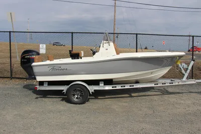 Pioneer 180 Sportfish