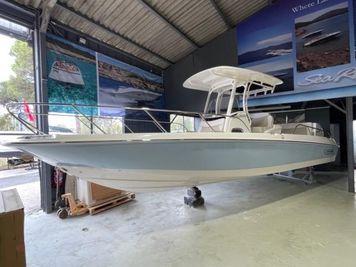 2022 Boston Whaler 270 Dauntless