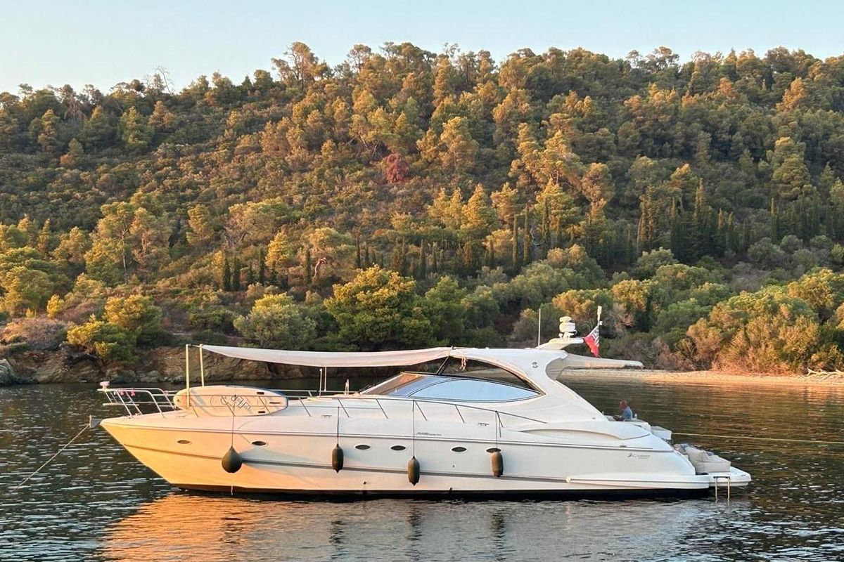 2007 Cruisers Yachts 58 