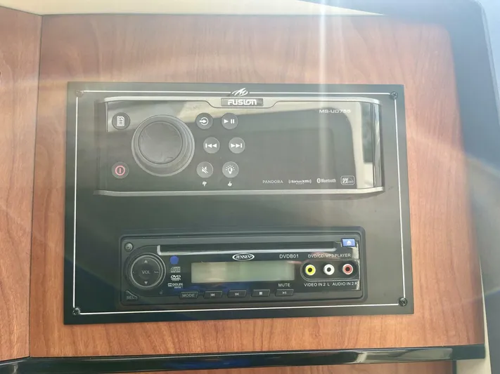  Yacht Photos Pics Audio and video system in 2012 Monterey 328 SS boat interior.