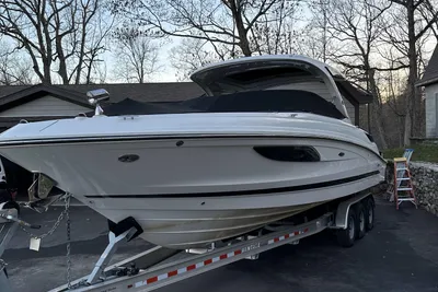 Sea Ray 350 SLX