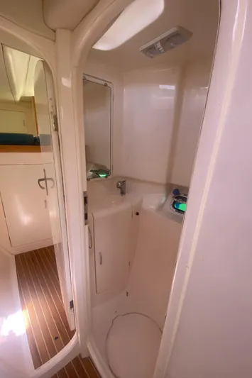 Tiki Yacht Photos Pics 