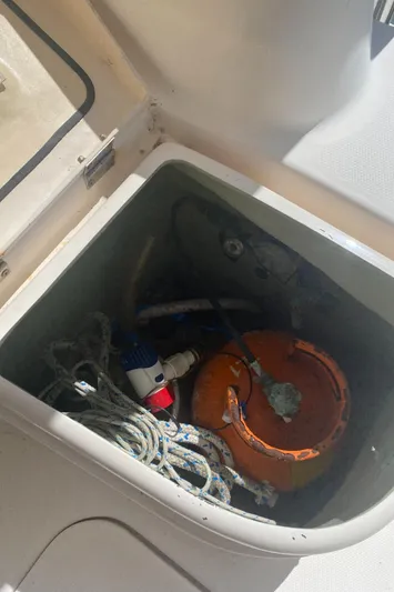 Tiki Yacht Photos Pics 