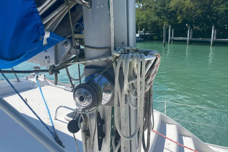 Tiki Yacht Photos Pics 