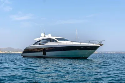 2010 Pershing 64