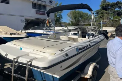2011 Rinker Captiva 186 BR