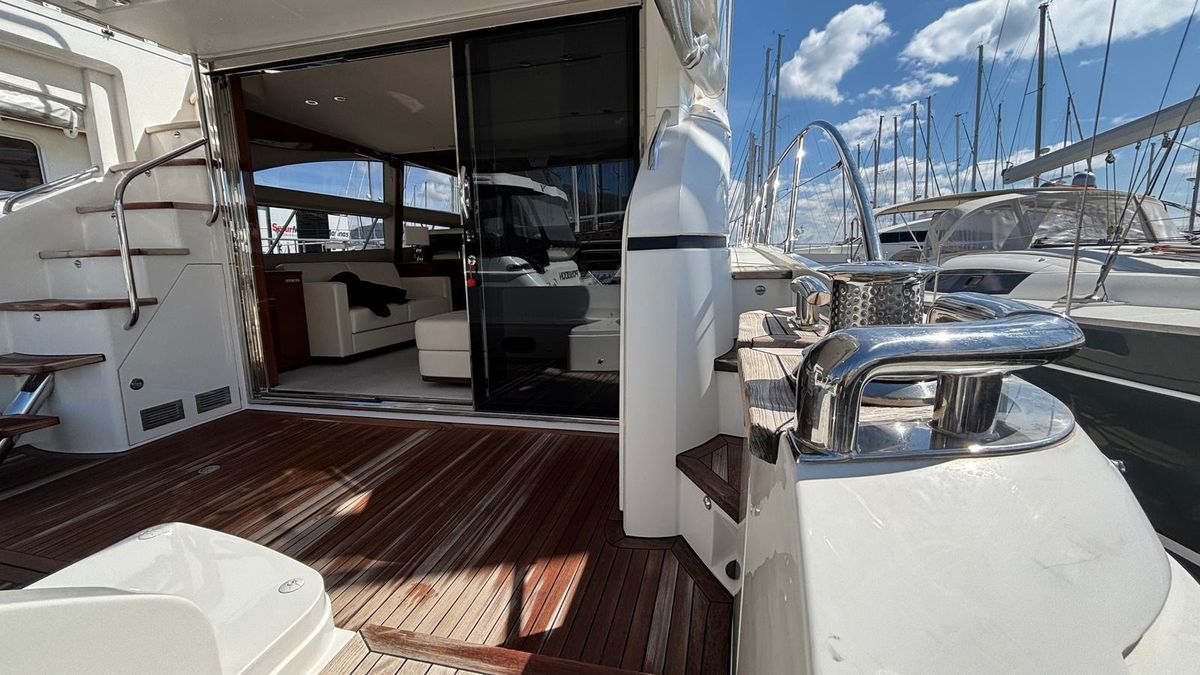2013 Princess 59 