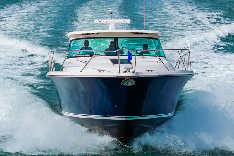 Miss Molly Yacht Photos Pics 