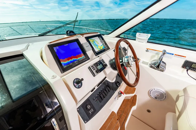 Miss Molly Yacht Photos Pics 