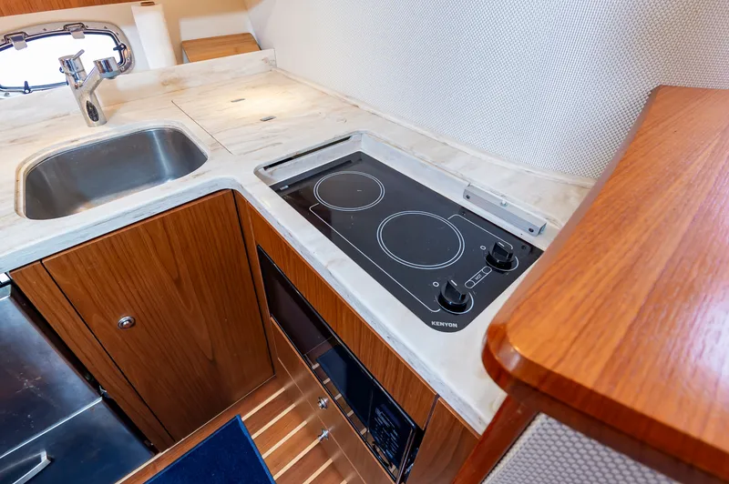 Miss Molly Yacht Photos Pics 