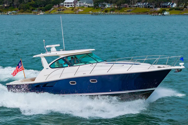 Miss Molly Yacht Photos Pics 