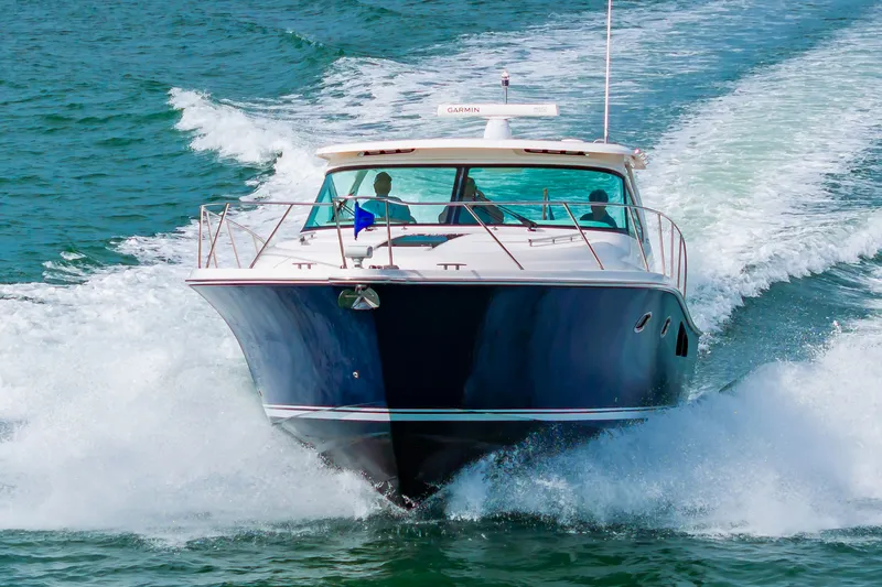 Miss Molly Yacht Photos Pics 