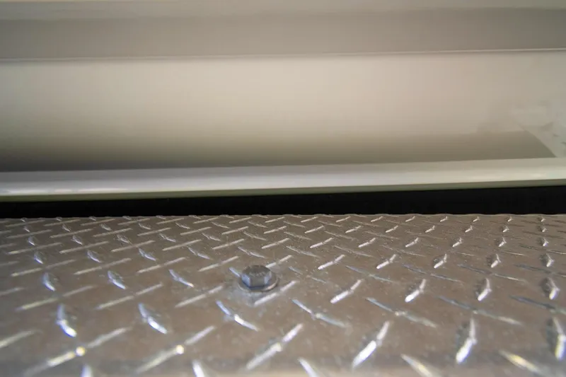  Yacht Photos Pics Diamond plate surface with bolt, Jeanneau Leader 9.0 CC, 2020 model.