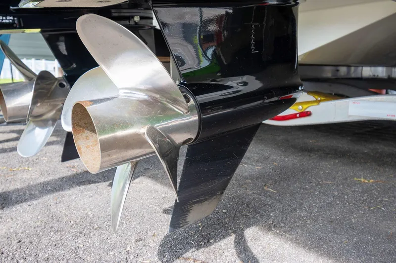  Yacht Photos Pics Close-up of Jeanneau Leader 9.0 CC 2020 boat propeller on pavement.