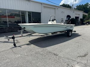 2025 Mako Pro Skiff 17 CC