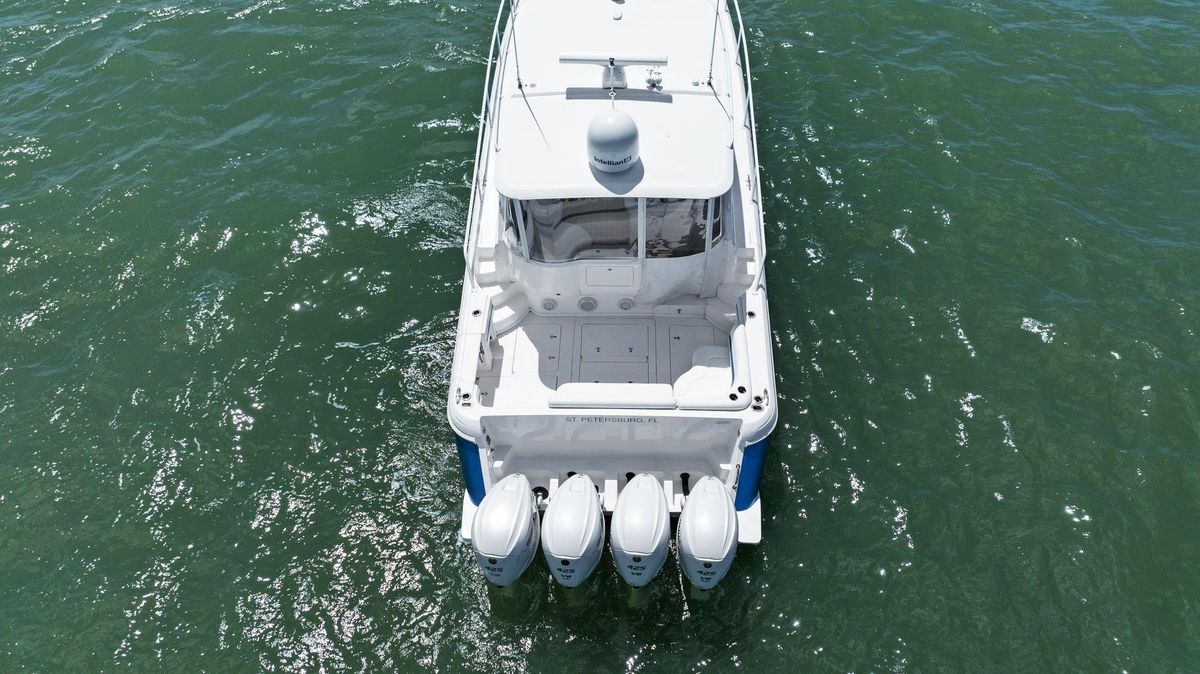 2019 Intrepid 47 