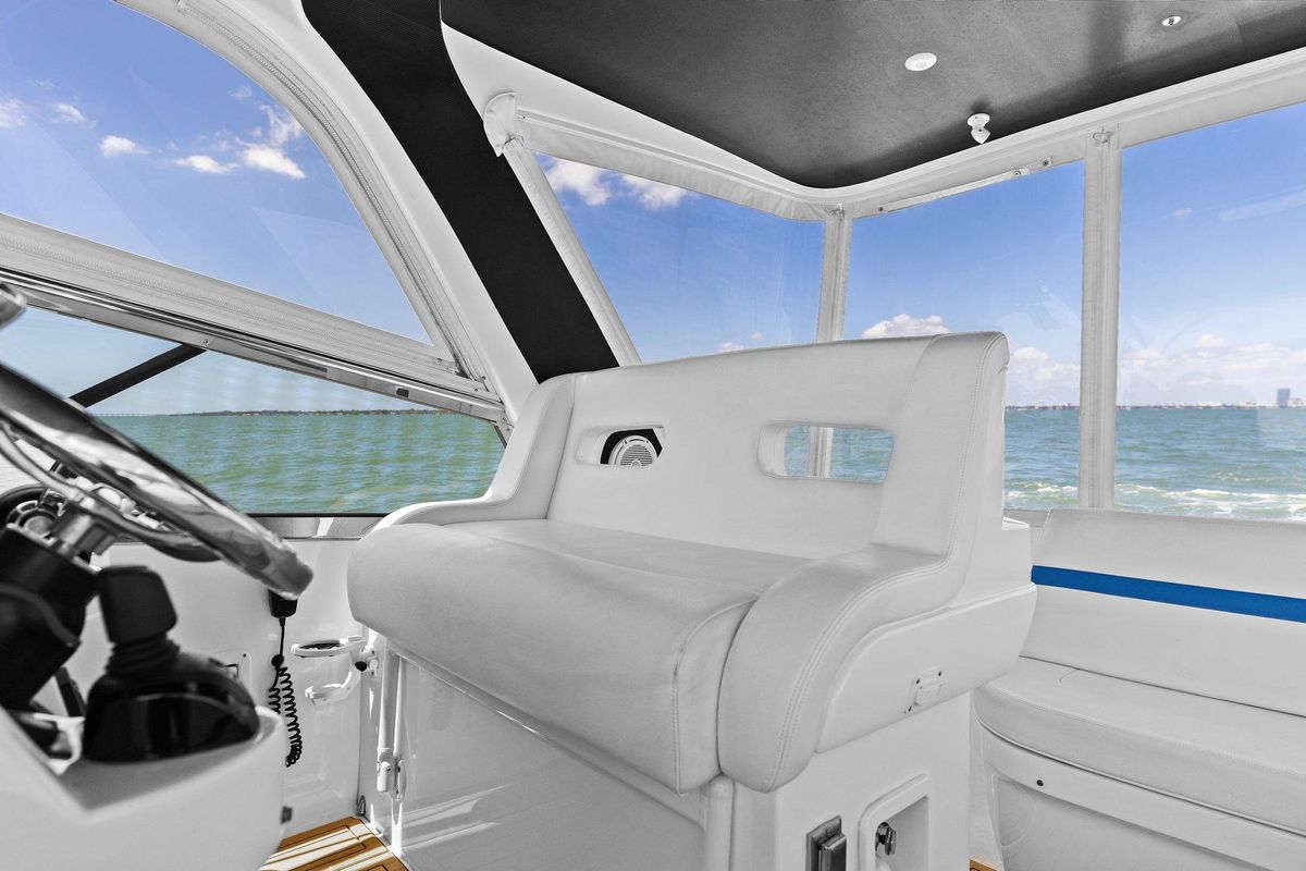 2019 Intrepid 47 