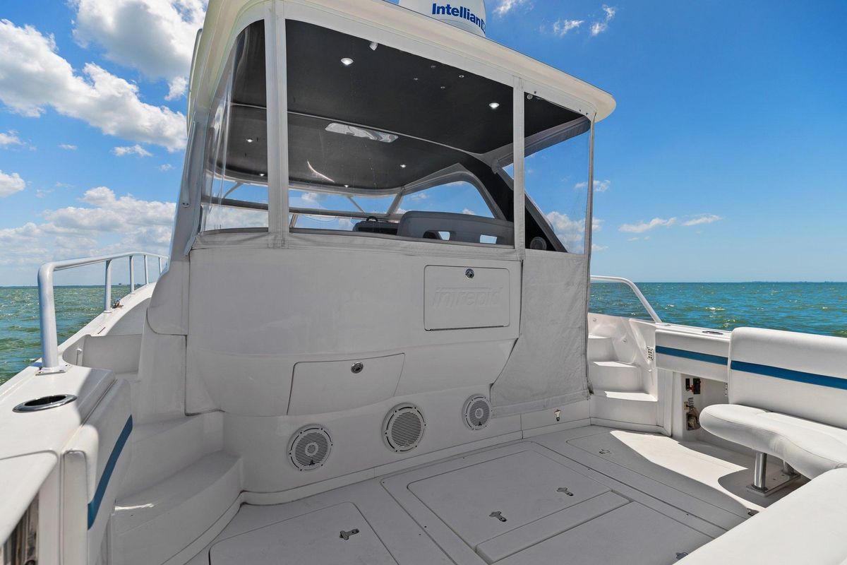 2019 Intrepid 47 