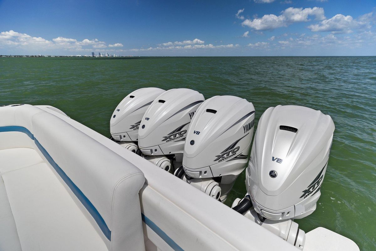 2019 Intrepid 47 