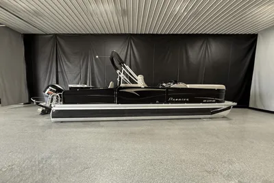 Premier 230 Sunspree Angler