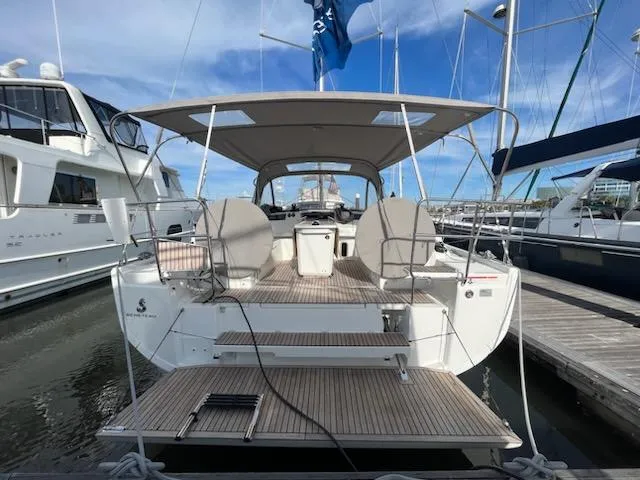 Lena S. Yacht Photos Pics 
