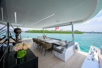 Yacht