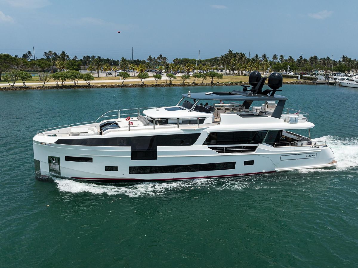 2024 Sirena 88 