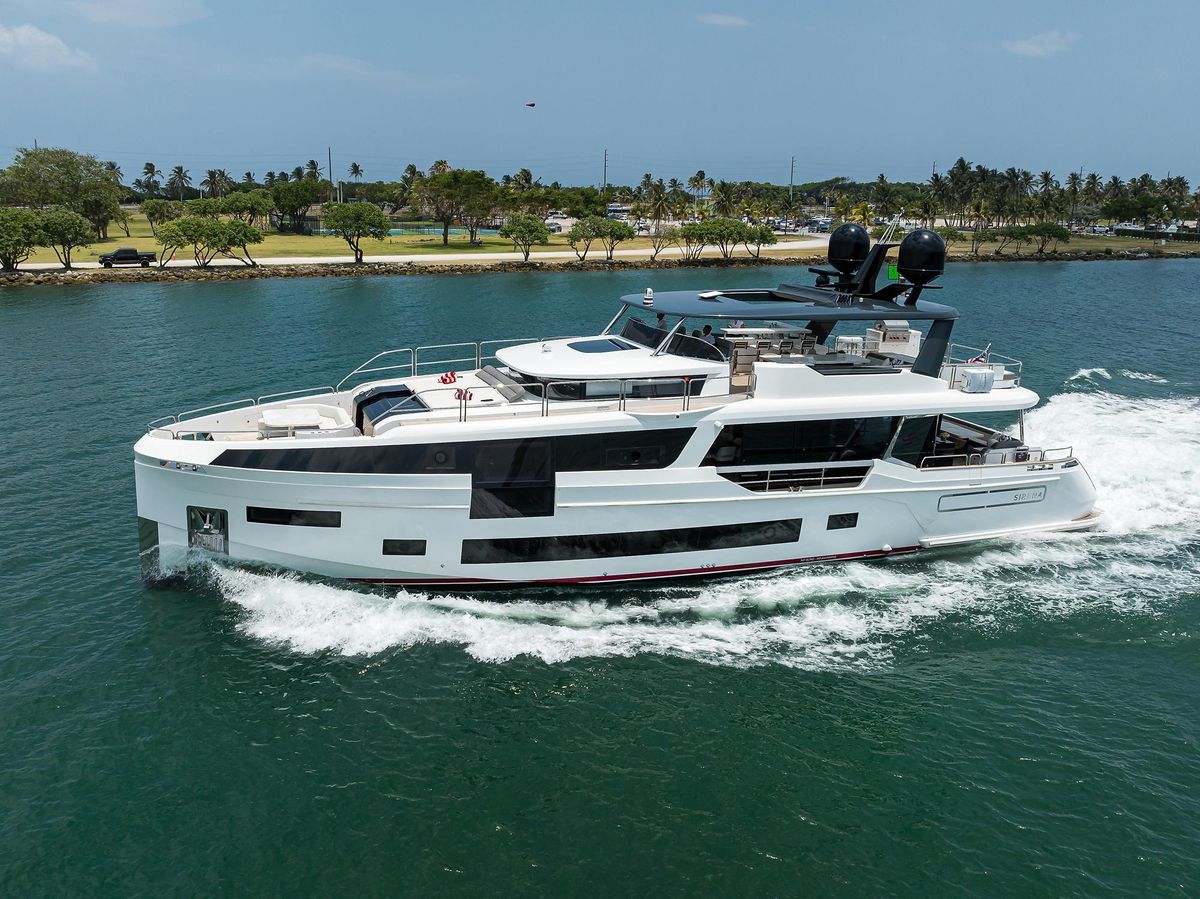 2024 Sirena 88 