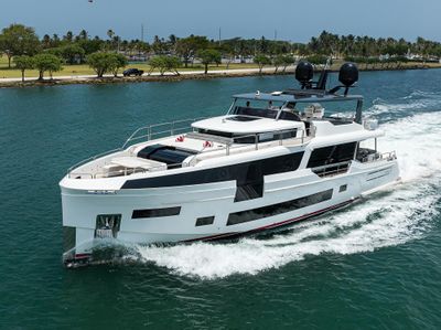 Yacht