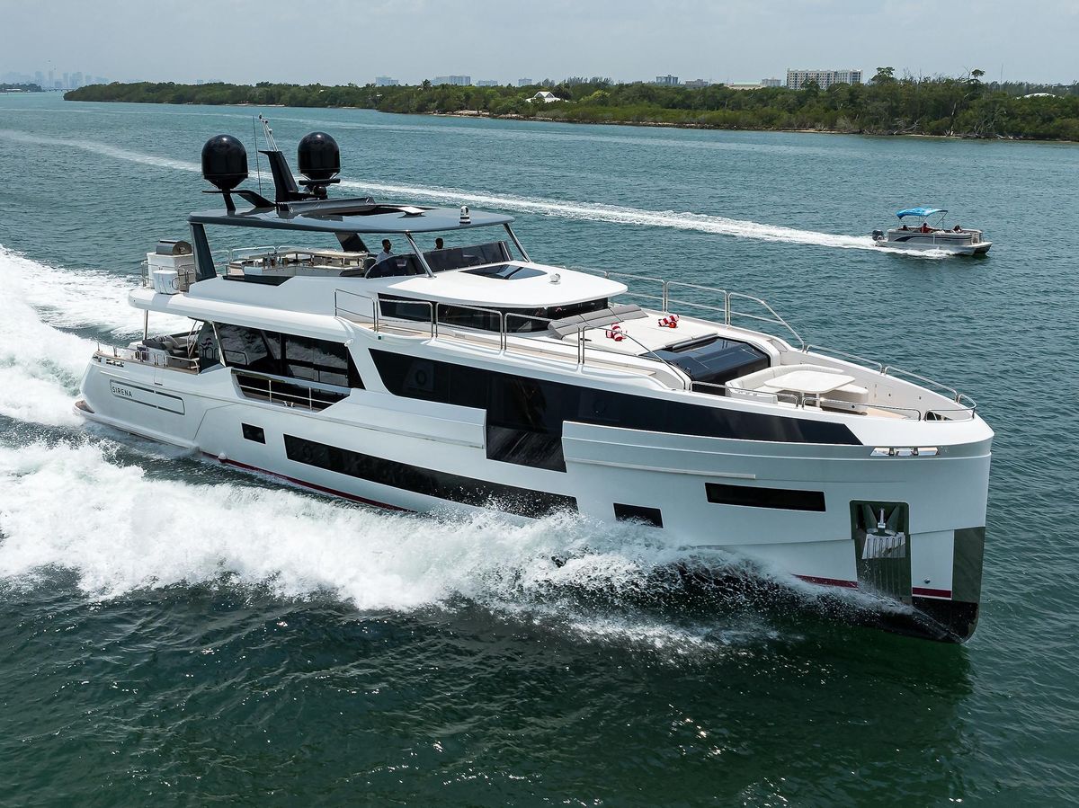 2024 Sirena 88 