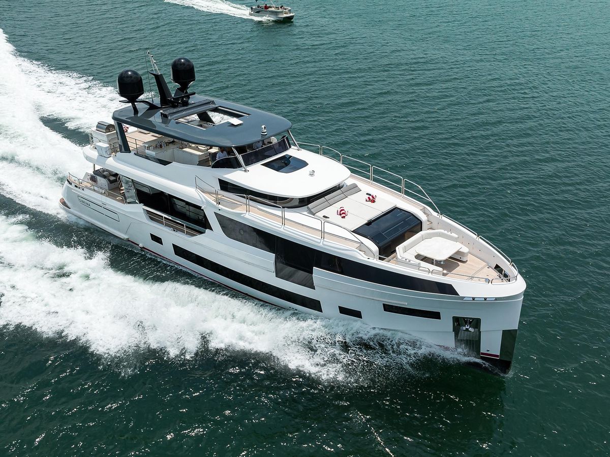 2024 Sirena 88 