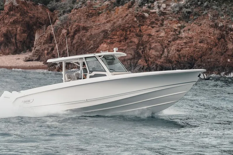 380 Outrage Yacht Photos Pics 