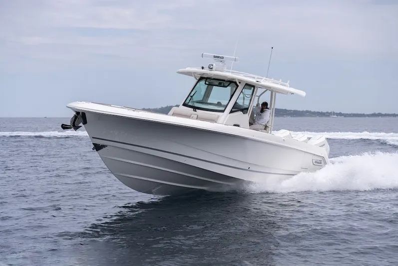 380 Outrage Yacht Photos Pics 