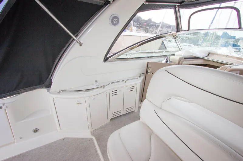 Makai Yacht Photos Pics 