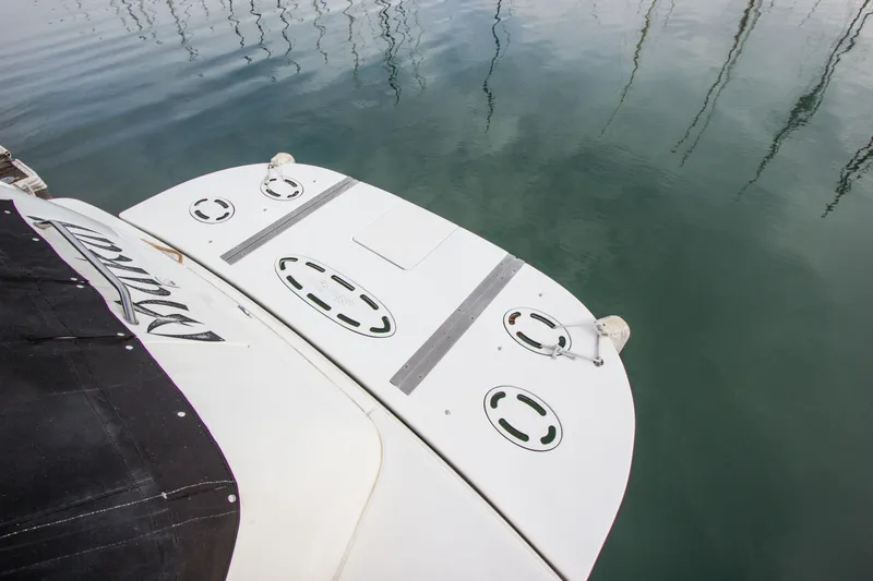 Makai Yacht Photos Pics 