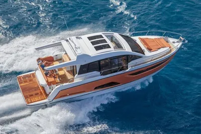 2025 Sealine C430