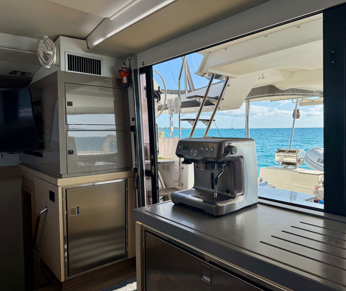 2019 Fountaine Pajot 47 