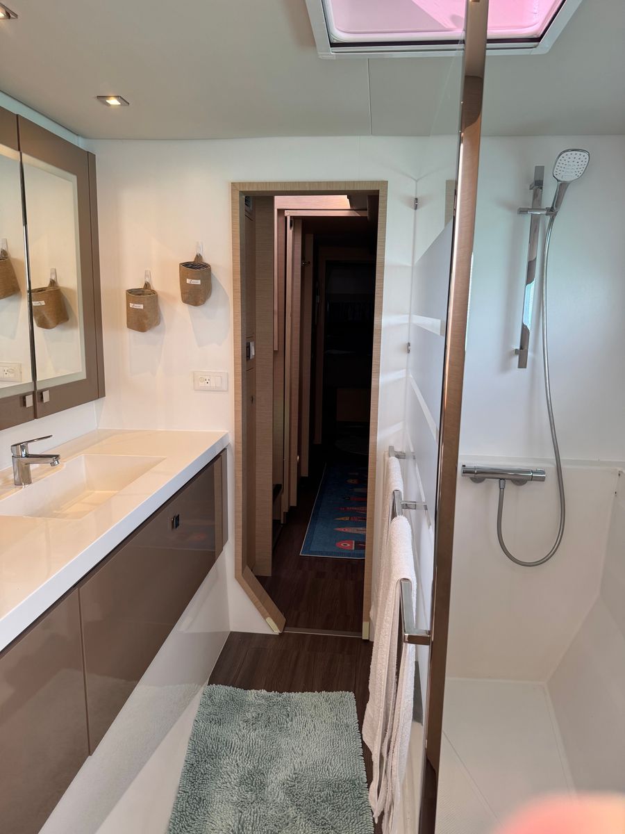 2019 Fountaine Pajot 47 