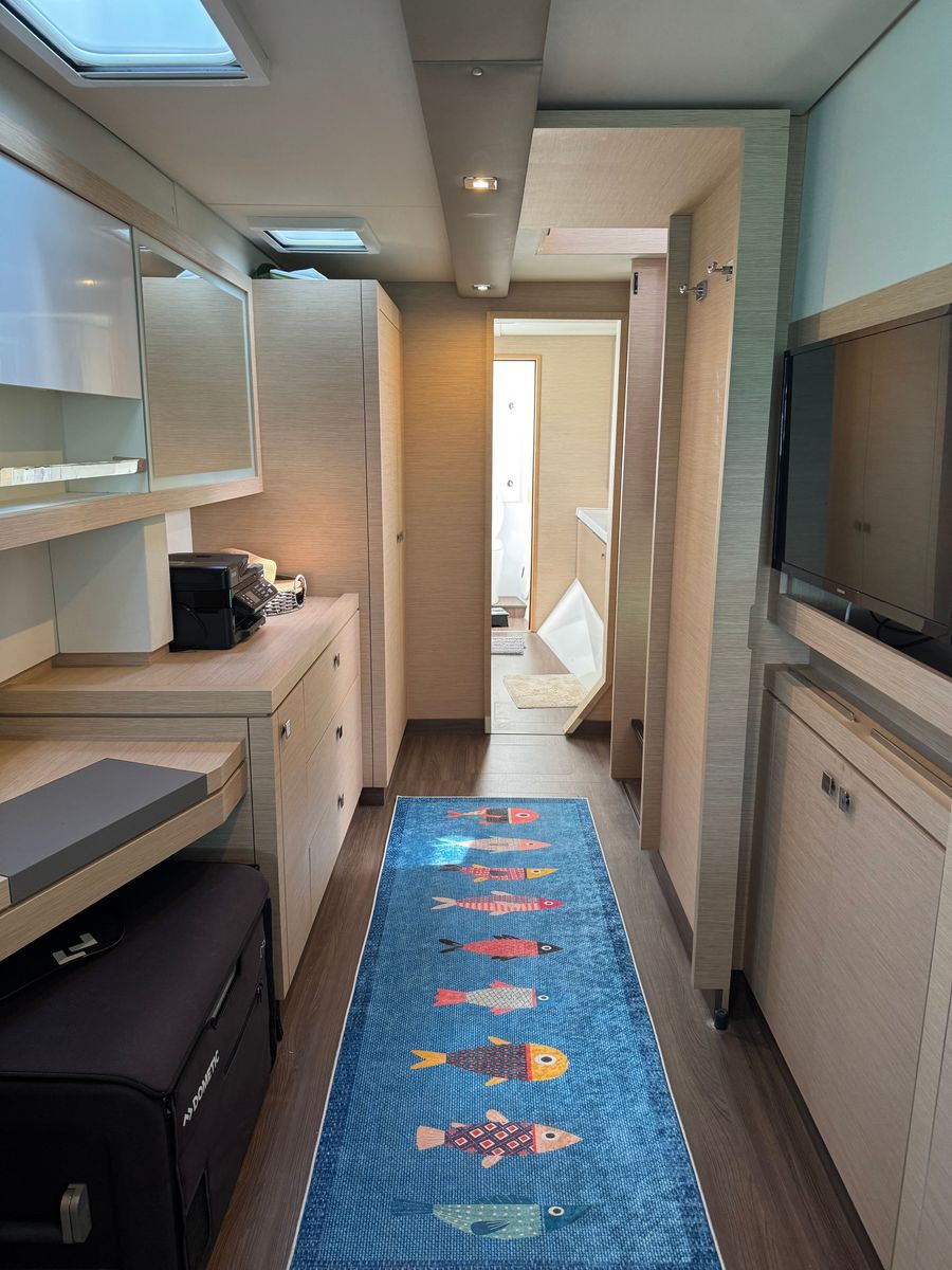 2019 Fountaine Pajot 47 