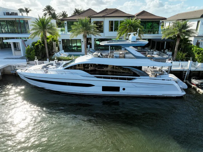 Midlife Muse Yacht Photos Pics 