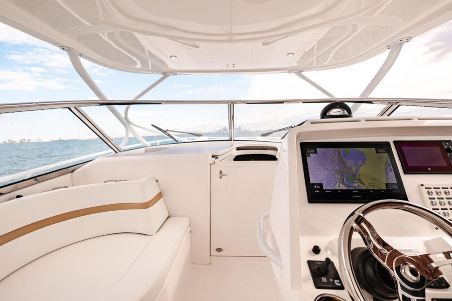 2019 Intrepid 475 Sport Yacht