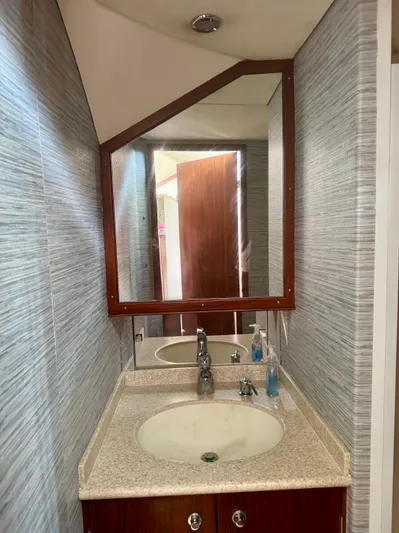 Pandemonium Yacht Photos Pics Bathroom vanity with mirror in 2000 Liberty 42 Express boat.