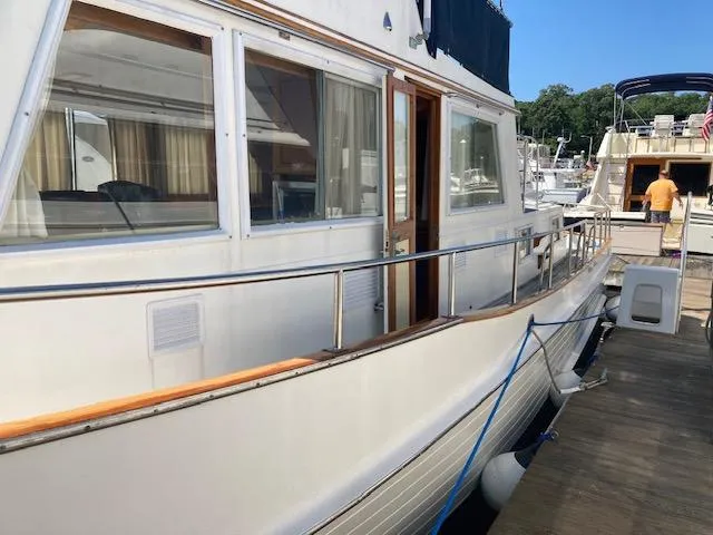 Last Dance Yacht Photos Pics 