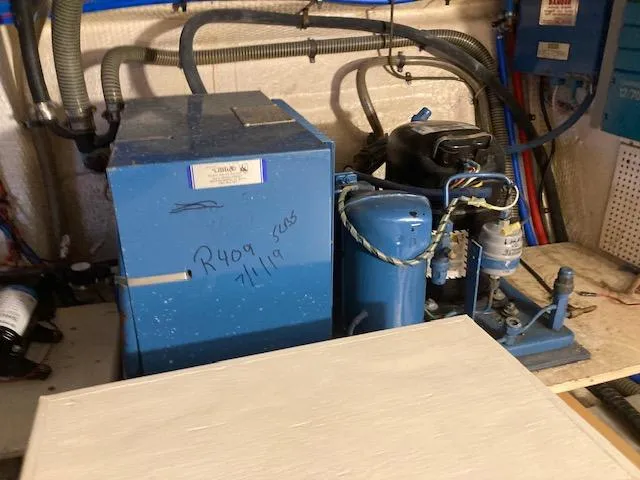 Last Dance Yacht Photos Pics 