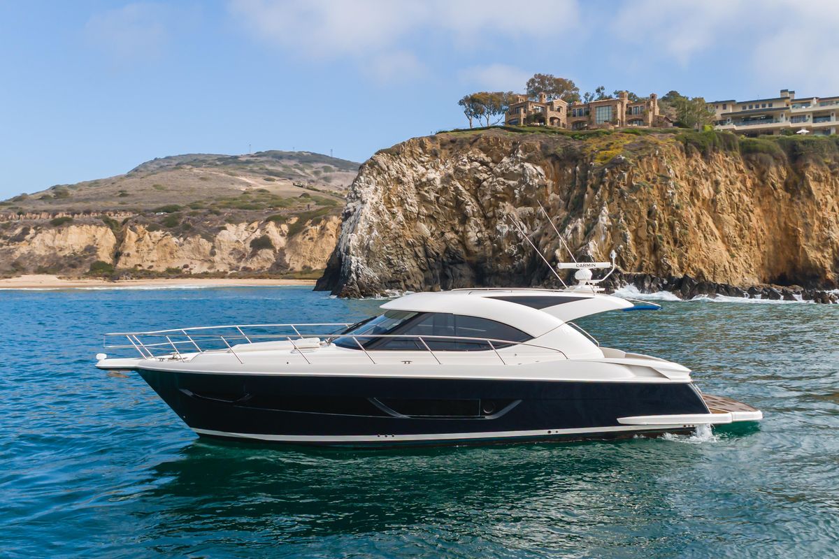 2012 Riviera 44 