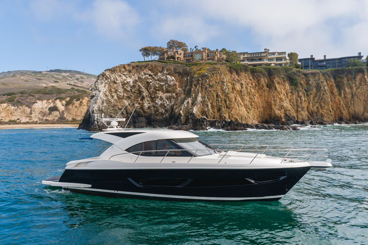 2012 Riviera 44 
