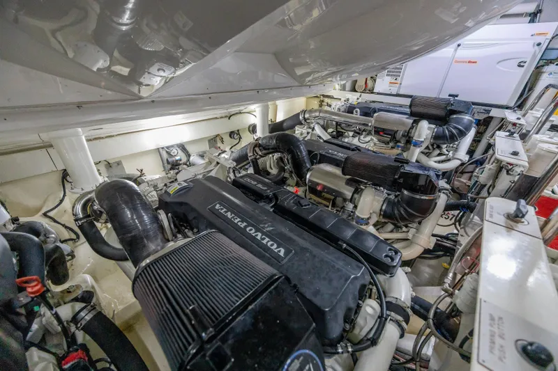  Yacht Photos Pics Engine room of 2010 Lazzara LSX 92 yacht with Volvo Penta engines.